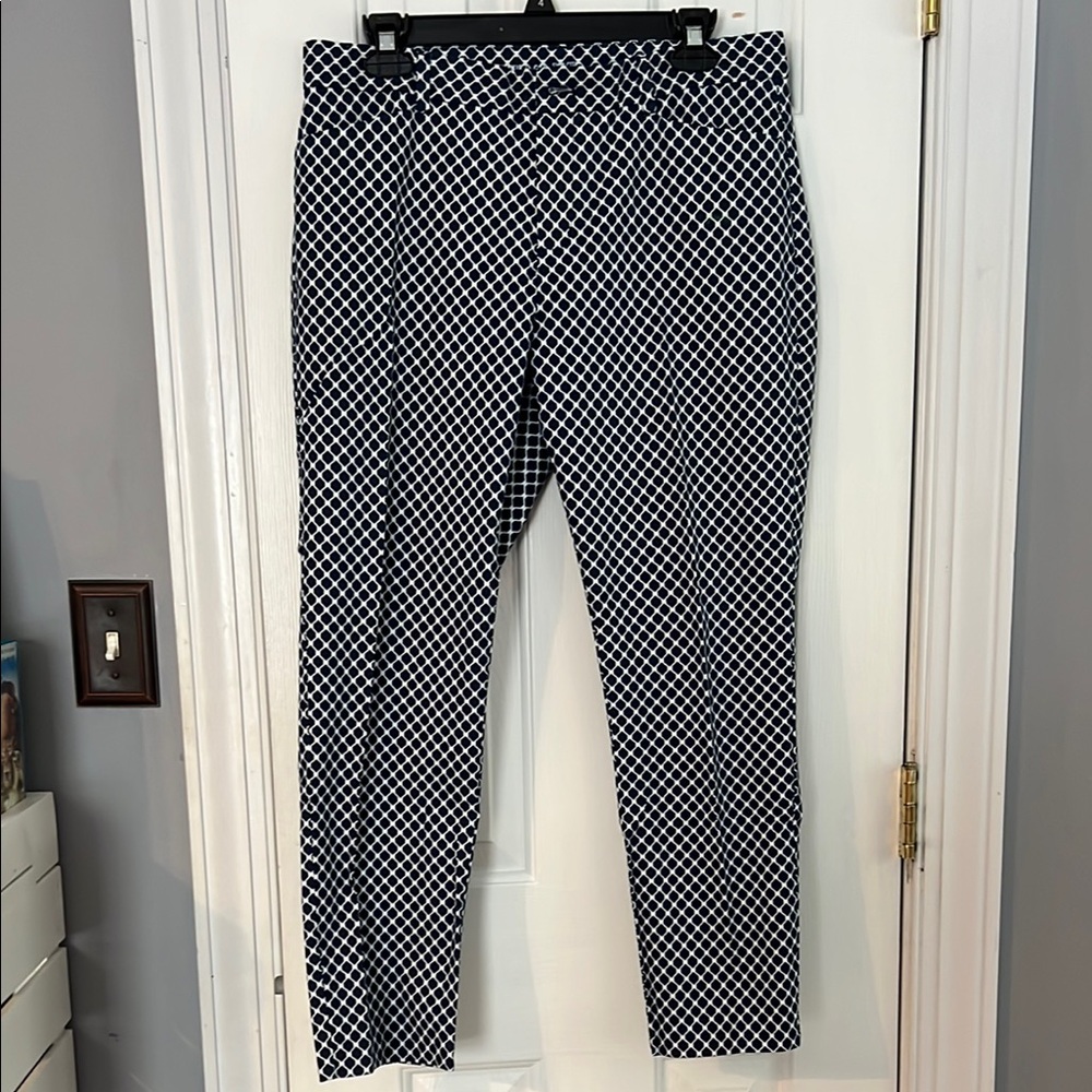 Gap Navy and White Geometric Pattern Pants Size 8